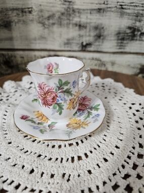 Porcelain Floral Teacup & Saucer Set - Pink, Yellow & Green